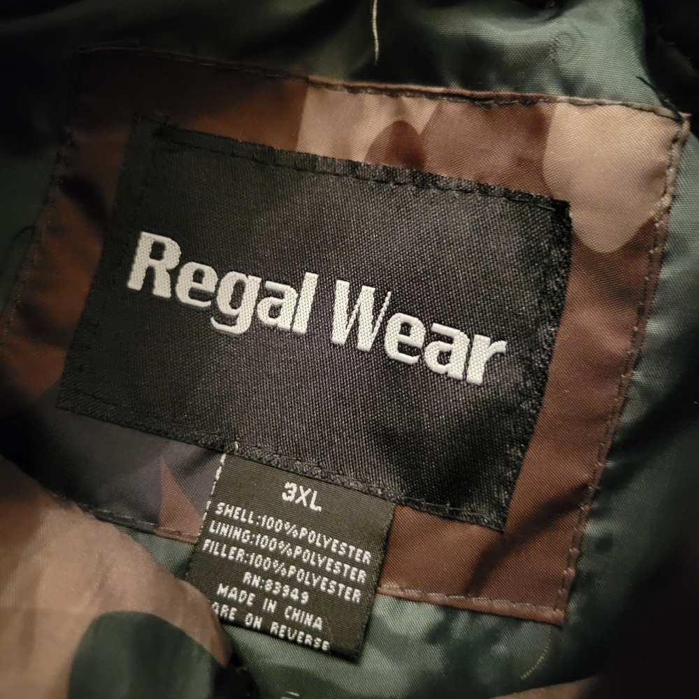Regal Wear Camo Puffer Vest Woodland Camouflage Zip Up 3XL Gorpcore Layering - Picture 3 of 8
